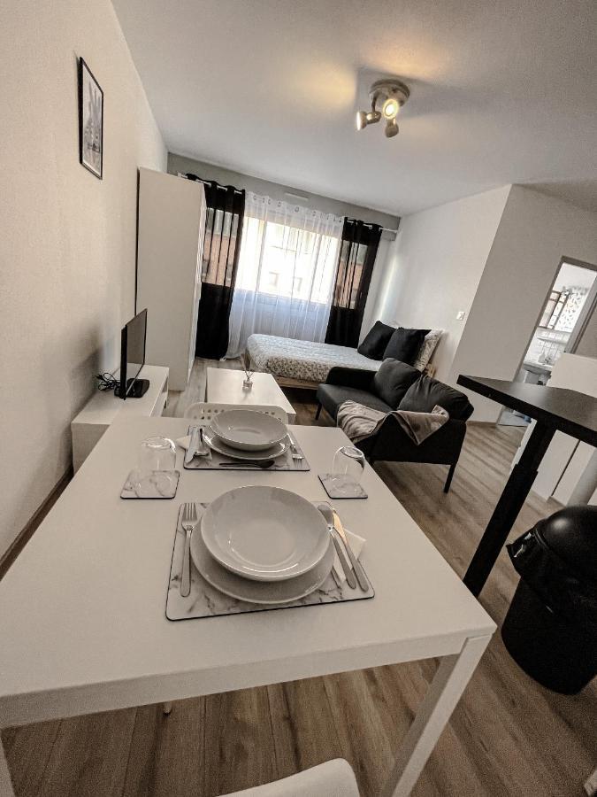 Le Paisible-T1-26M2 Appartement Centre Ville ミュルーズ エクステリア 写真